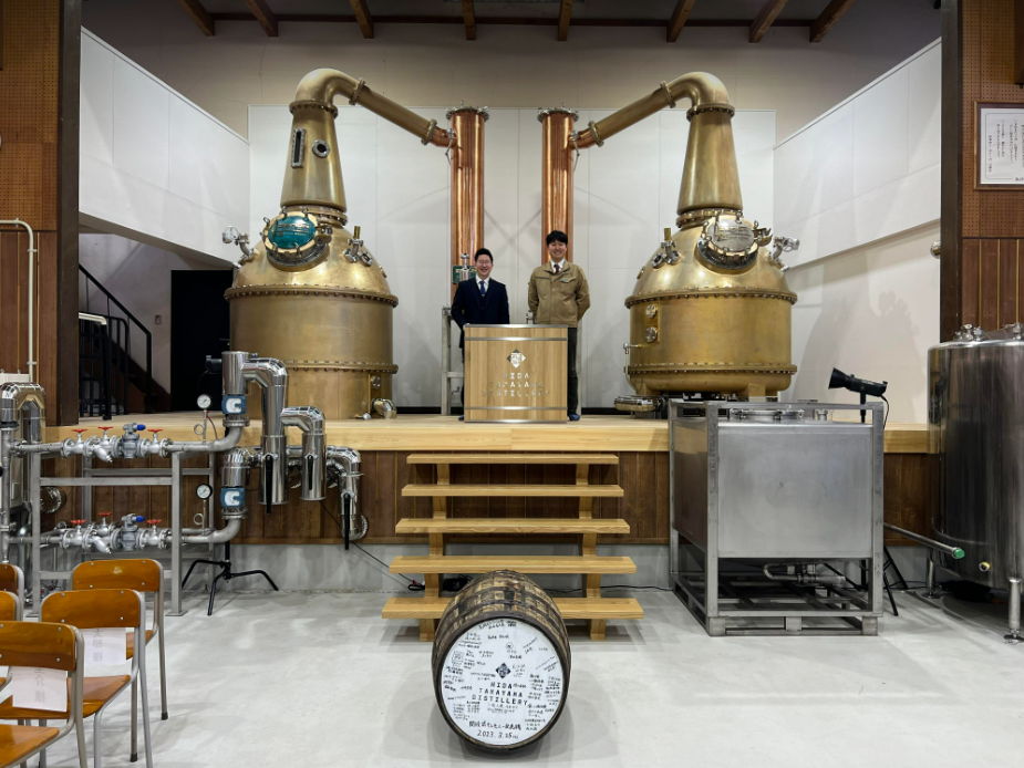高岡銅器鋳造製蒸留器「ZEMON」が 飛騨高山蒸溜所に導入 3月25日（土 